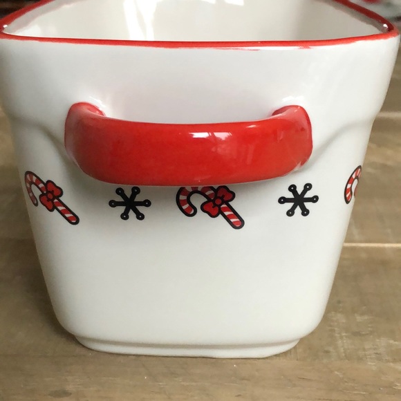 Christmas Hello Kitty Christmas Ceramic Bread Baking Dish NEW 🤍❤️ - Picture 2 of 8
